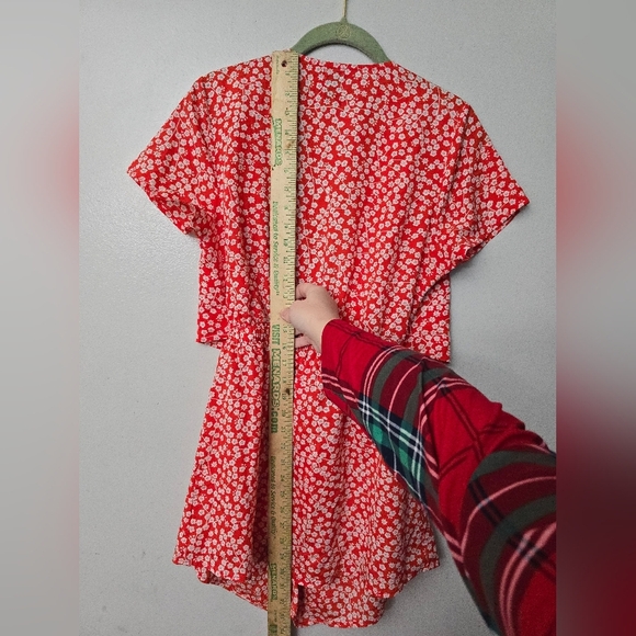 Princess Polly Romper Virgo Tie Front Cut Out Playsuit Ditzy Floral Red Size 6 - Picture 9 of 10